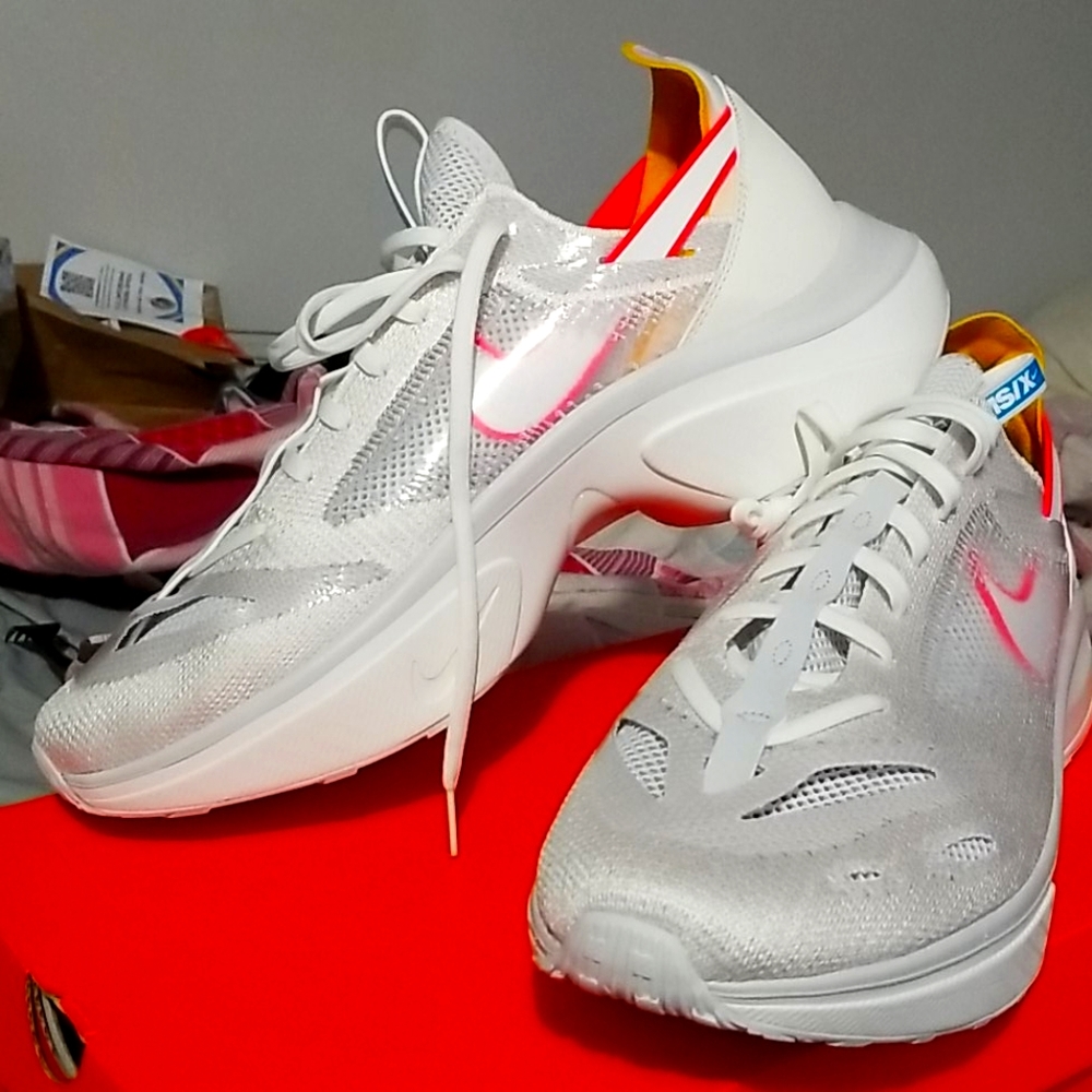 Nike N110 D/MS/X Men's Running Shoes